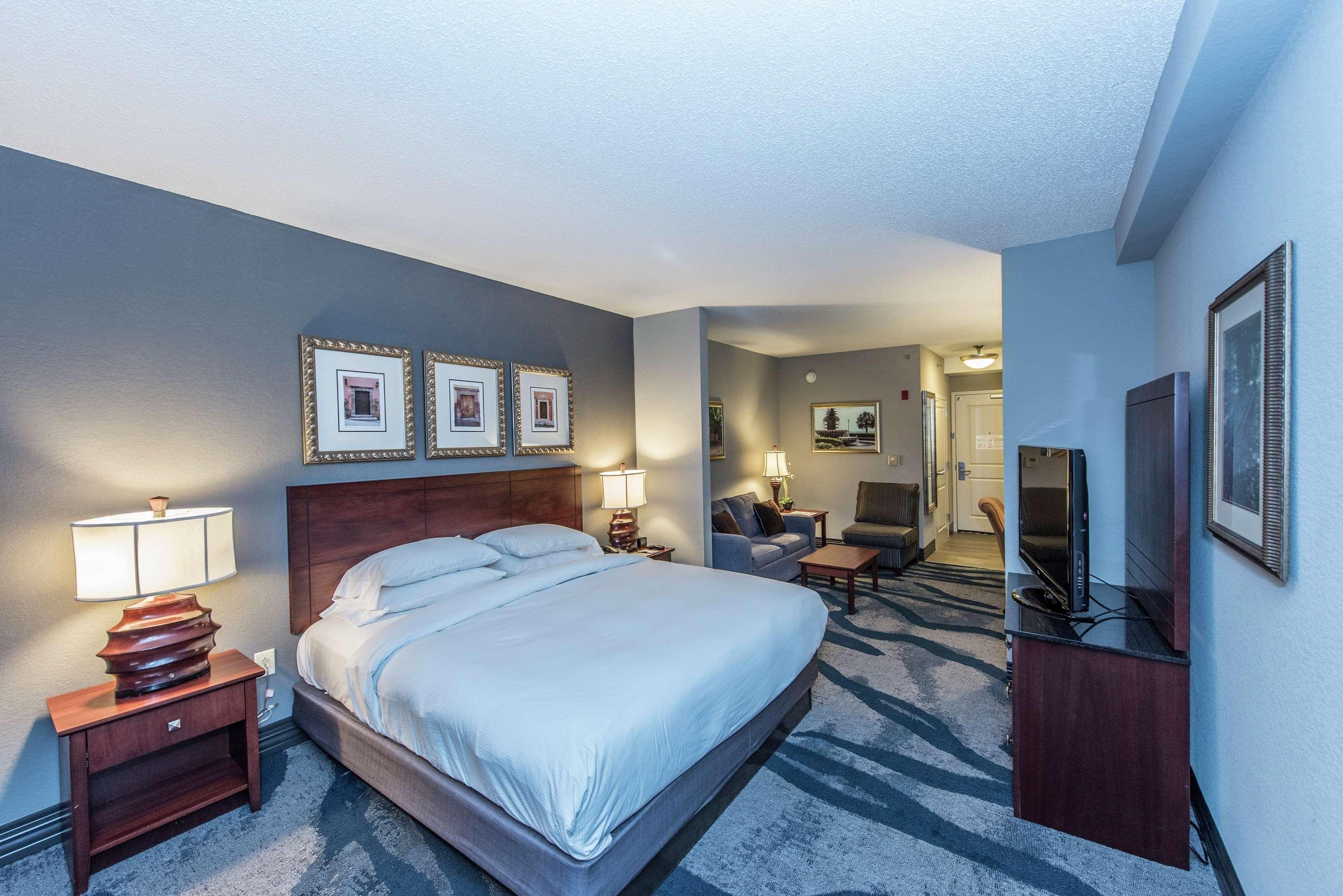 Hotel Doubletree By Hilton North Charleston - Convention Center Extérieur photo