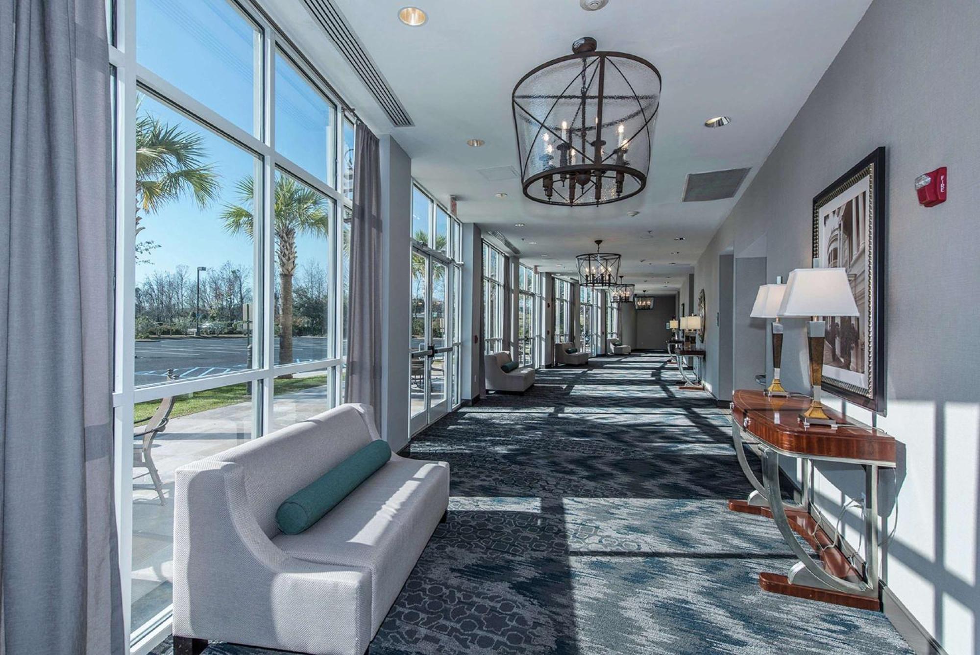 Hotel Doubletree By Hilton North Charleston - Convention Center Extérieur photo