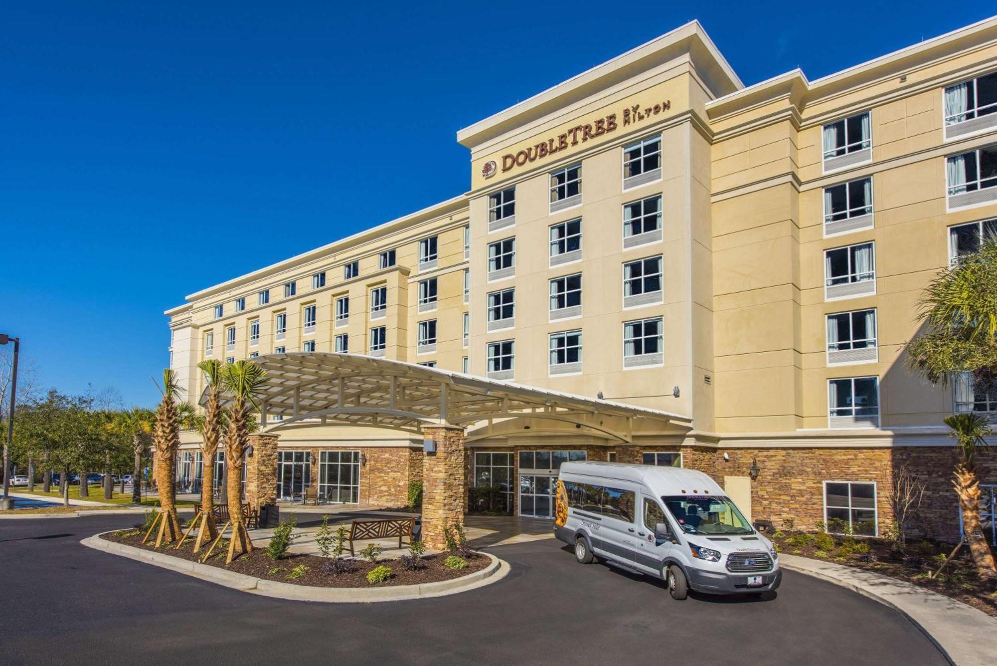 Hotel Doubletree By Hilton North Charleston - Convention Center Extérieur photo